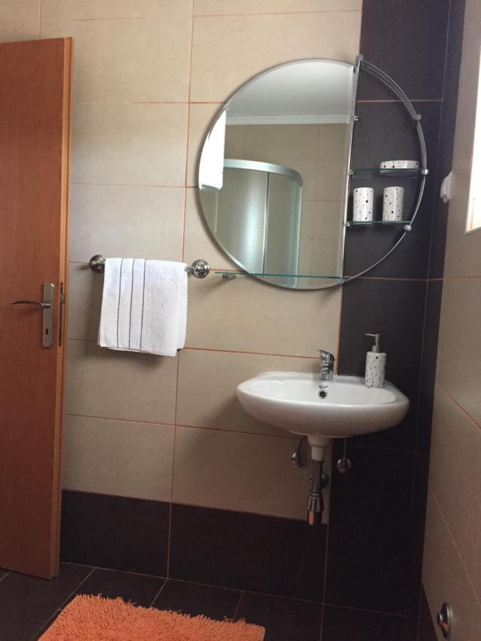 Apartments Kukuruzovic Vrh  Екстер'єр фото